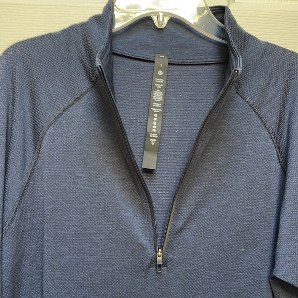 Lululemon Metal Vent Tech 1/2 Zip  2.0 - Picture 5 of 6